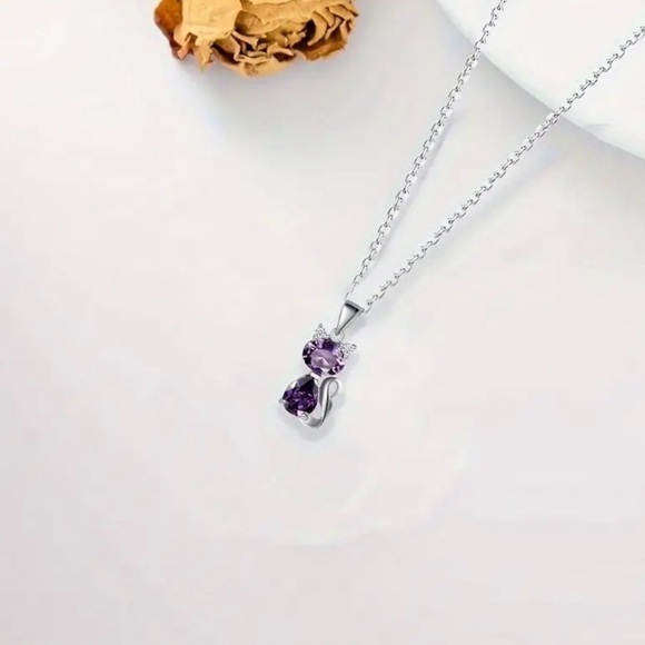 Cute Cat Pendant Necklace - NWT - Picture 2 of 5